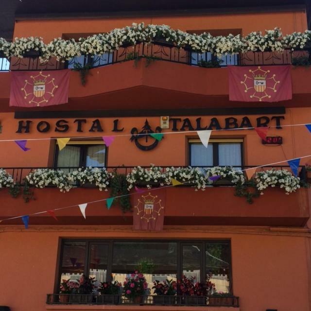 Hotel Hostal Talabart Les Esterno foto